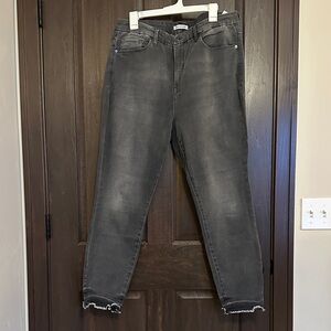 Good American Good Legs Crop Jeans
